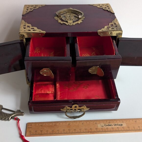 Vtg Asian Chinese Hand Carved Jade Stone Brass Wood Jewelry Trinket Box W/ Lock - Picture 5 of 13